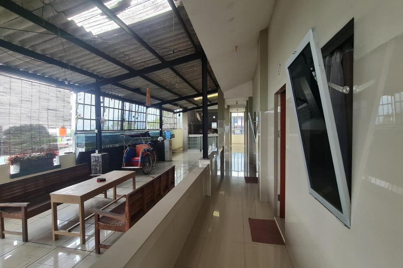 Capital O 93250 Hotel Tirta Kencana 2 Baturaden Banyumas Exterior foto